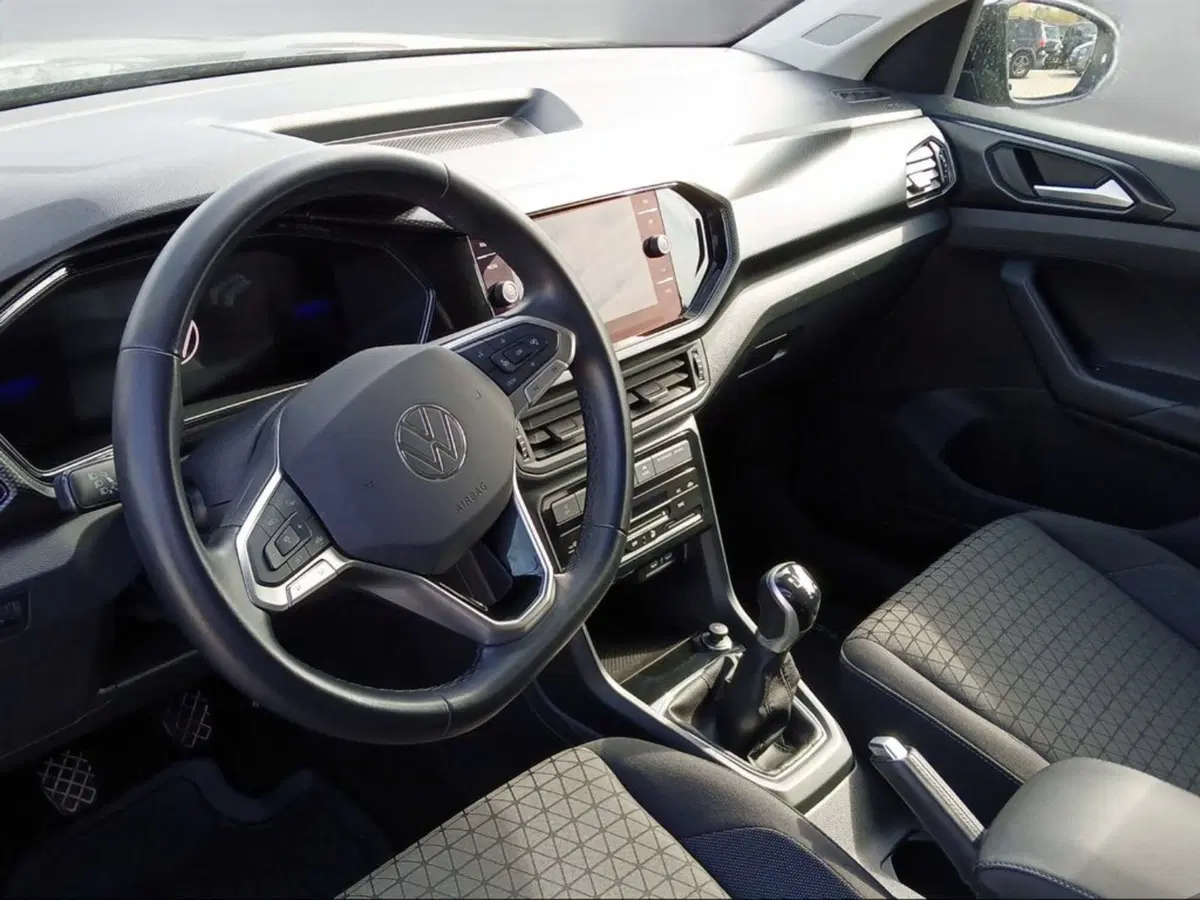 Volkswagen T-Cross usata a Livorno (13)