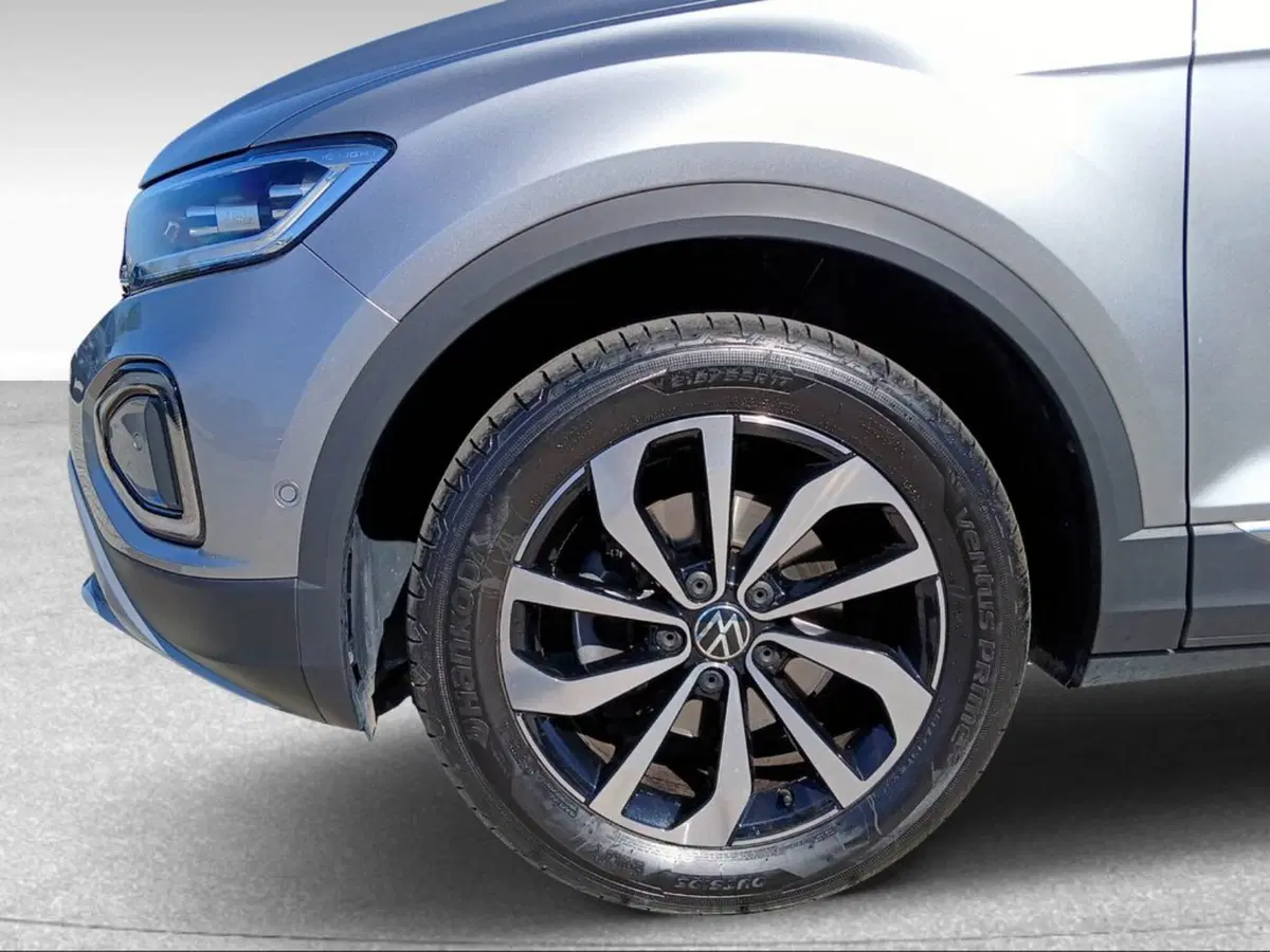 Volkswagen T-Roc usata a Livorno (15)