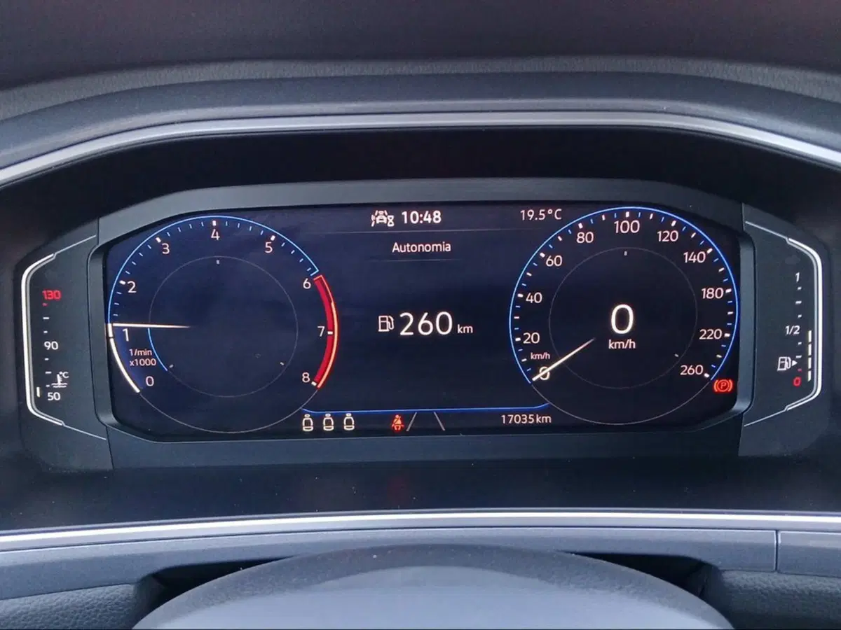 Volkswagen T-Roc usata a Livorno (7)