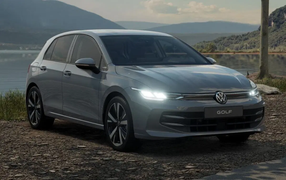 Volkswagen Golf nuova a Bologna (5)