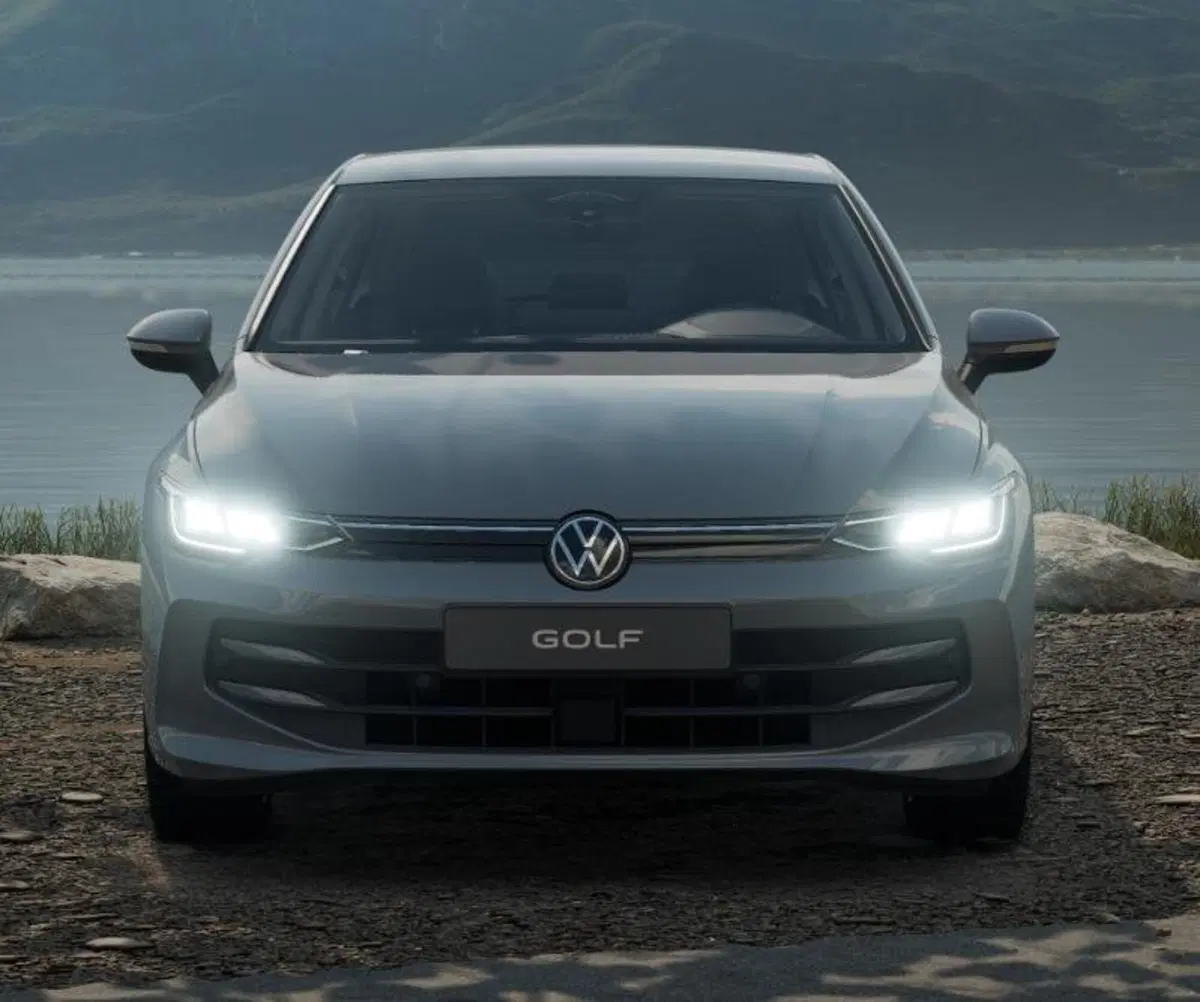 Volkswagen Golf nuova a Bologna (6)