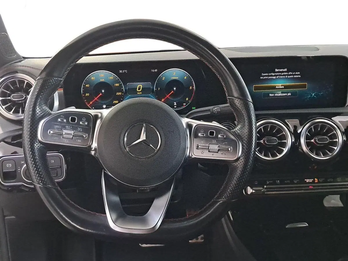 Mercedes-Benz CLA Shooting Brake usata a Rimini (11)