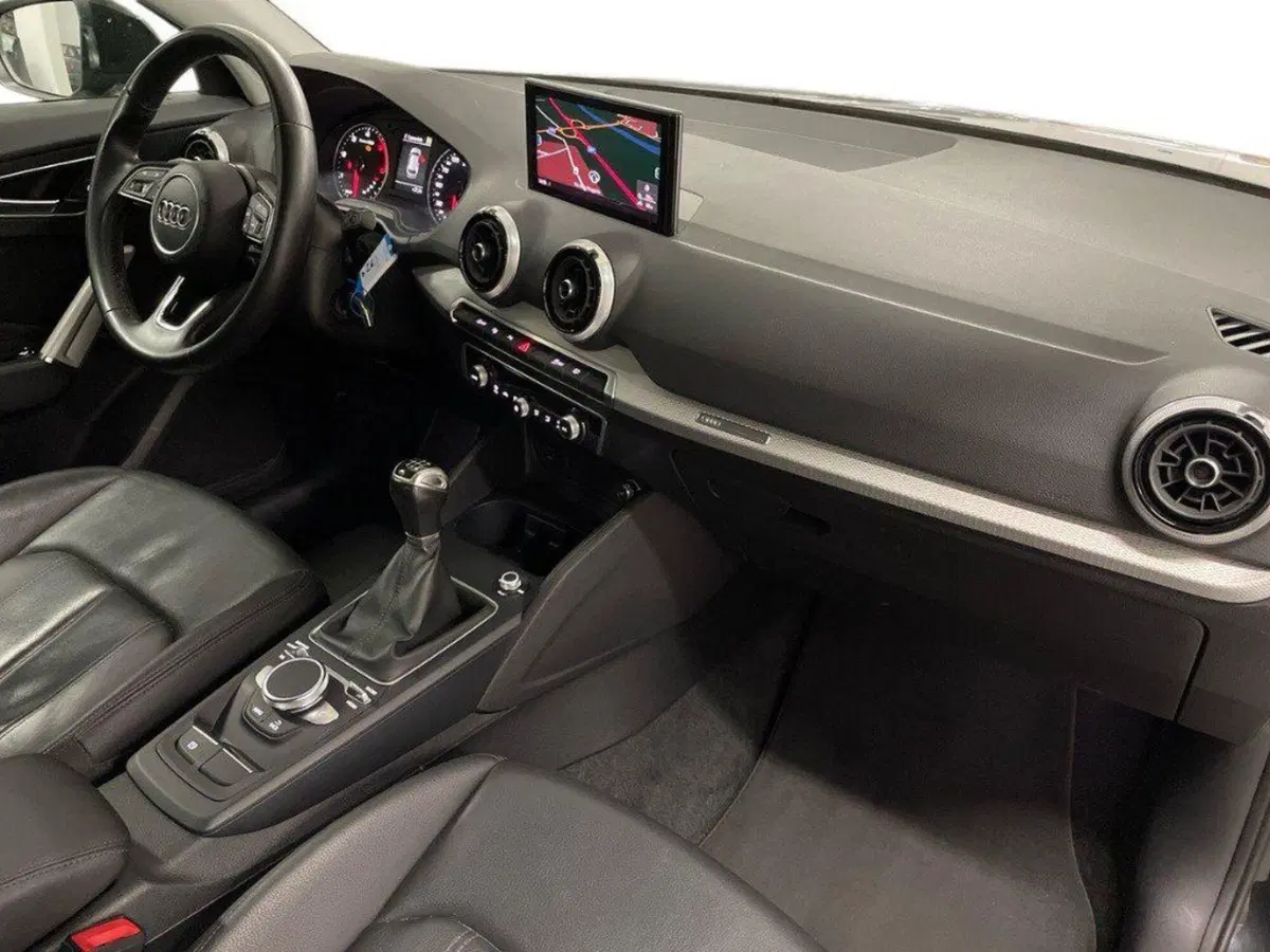 Audi Q2 usata a Ancona (12)