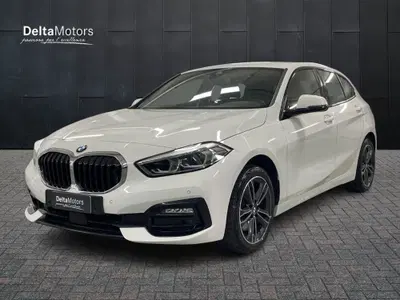 BMW Serie 1 116i 5p. Sport del 2020 usata a Montecosaro