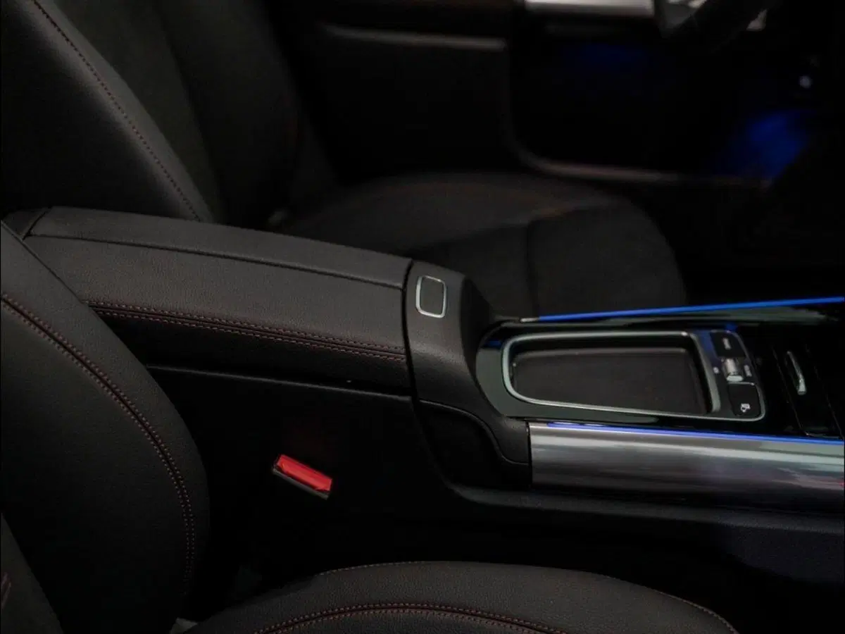 Mercedes-Benz GLA SUV nuova a Ancona (12)