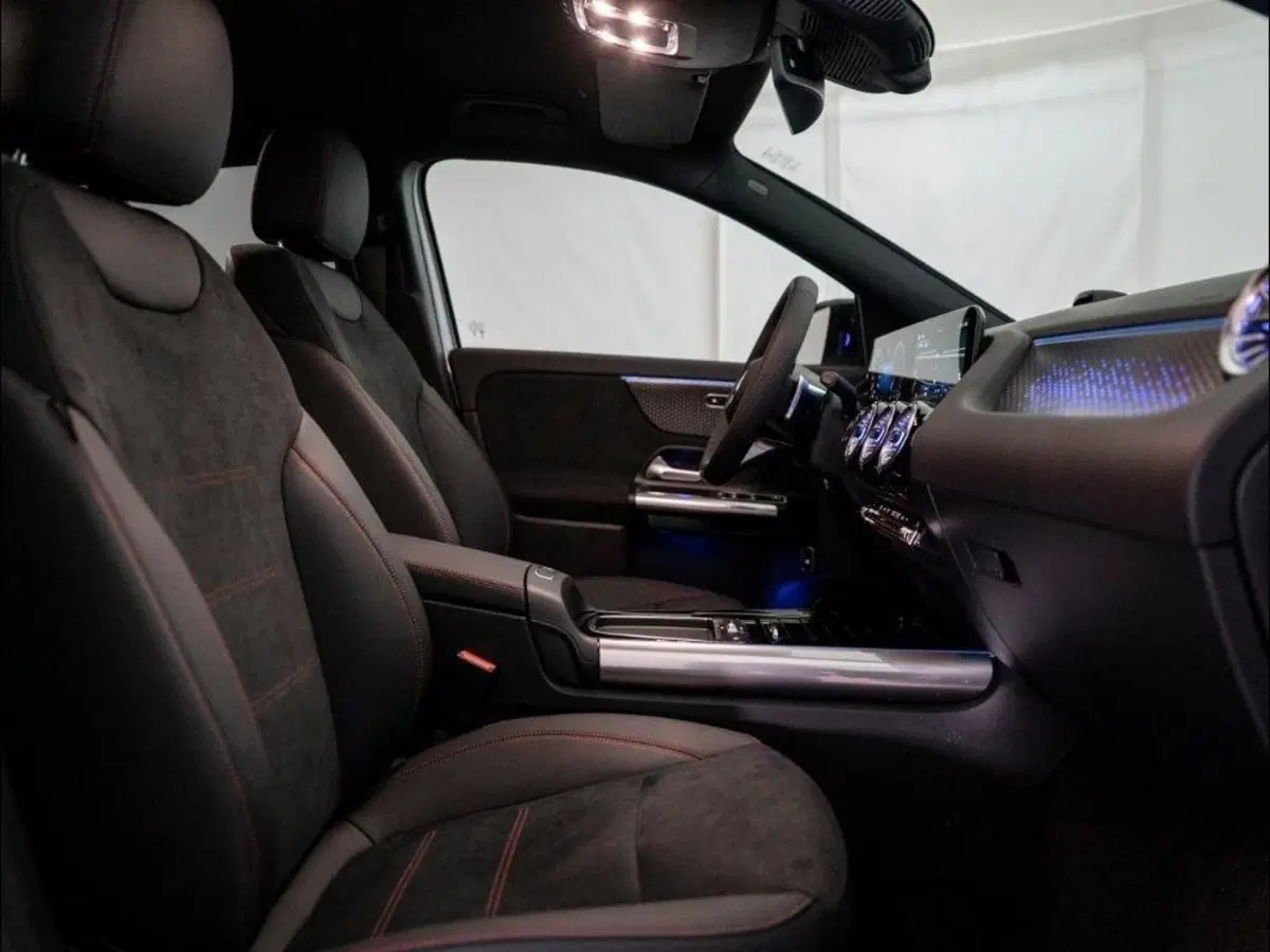 Mercedes-Benz GLA SUV nuova a Ancona (12)