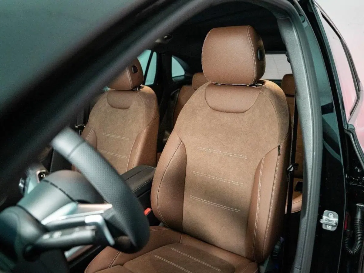 Mercedes-Benz GLA SUV nuova a Ancona (12)