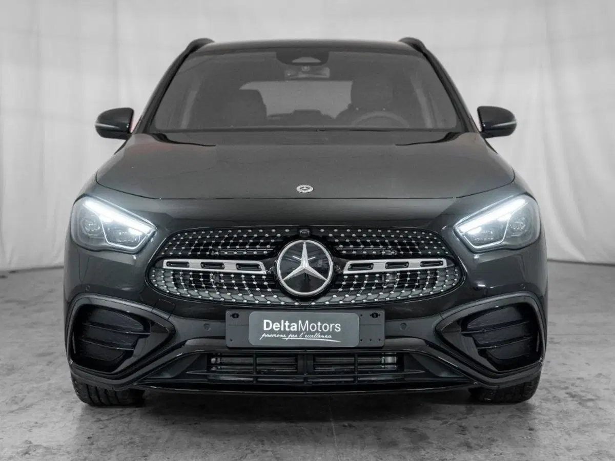 Mercedes-Benz GLA SUV nuova a Ancona (5)