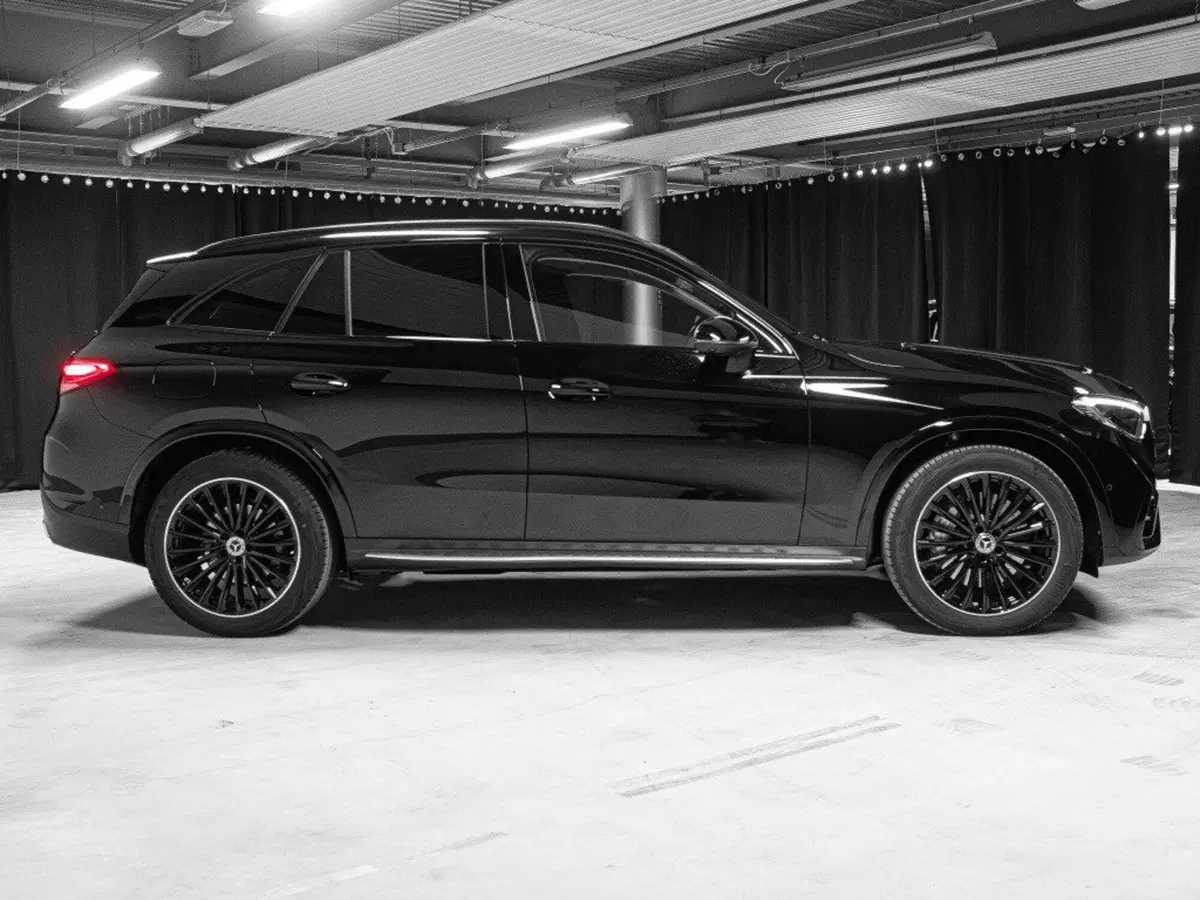 Mercedes-Benz GLC SUV nuova a Ancona (4)