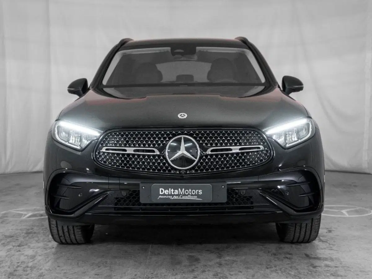 Mercedes-Benz GLC SUV nuova a Ancona (5)