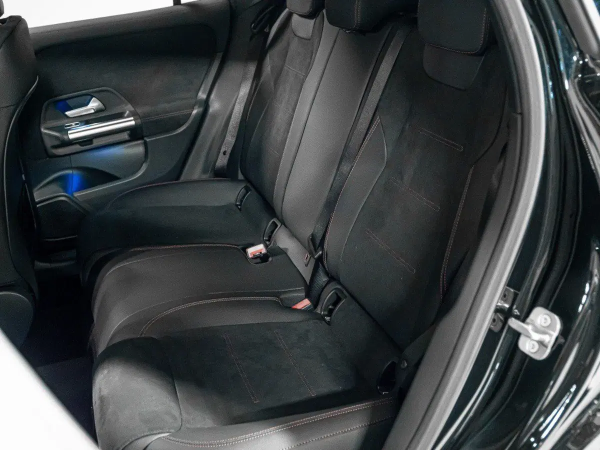 Mercedes-Benz GLA SUV nuova a Ancona (15)