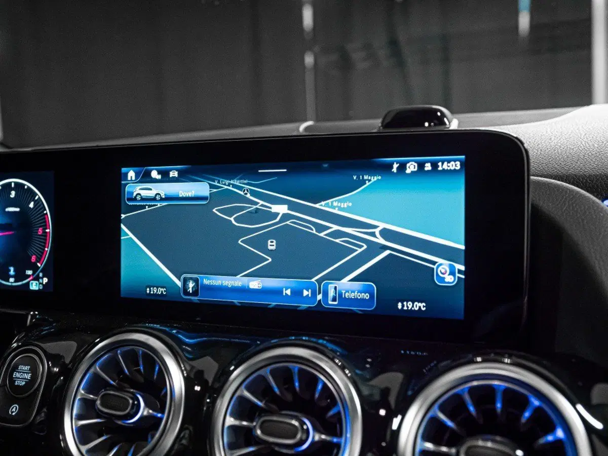 Mercedes-Benz GLA SUV nuova a Ancona (19)