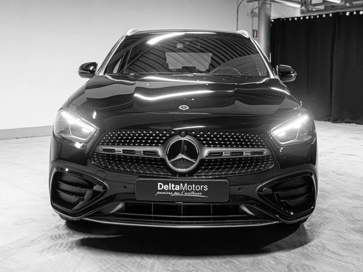 Mercedes-Benz GLA SUV nuova a Ancona (5)
