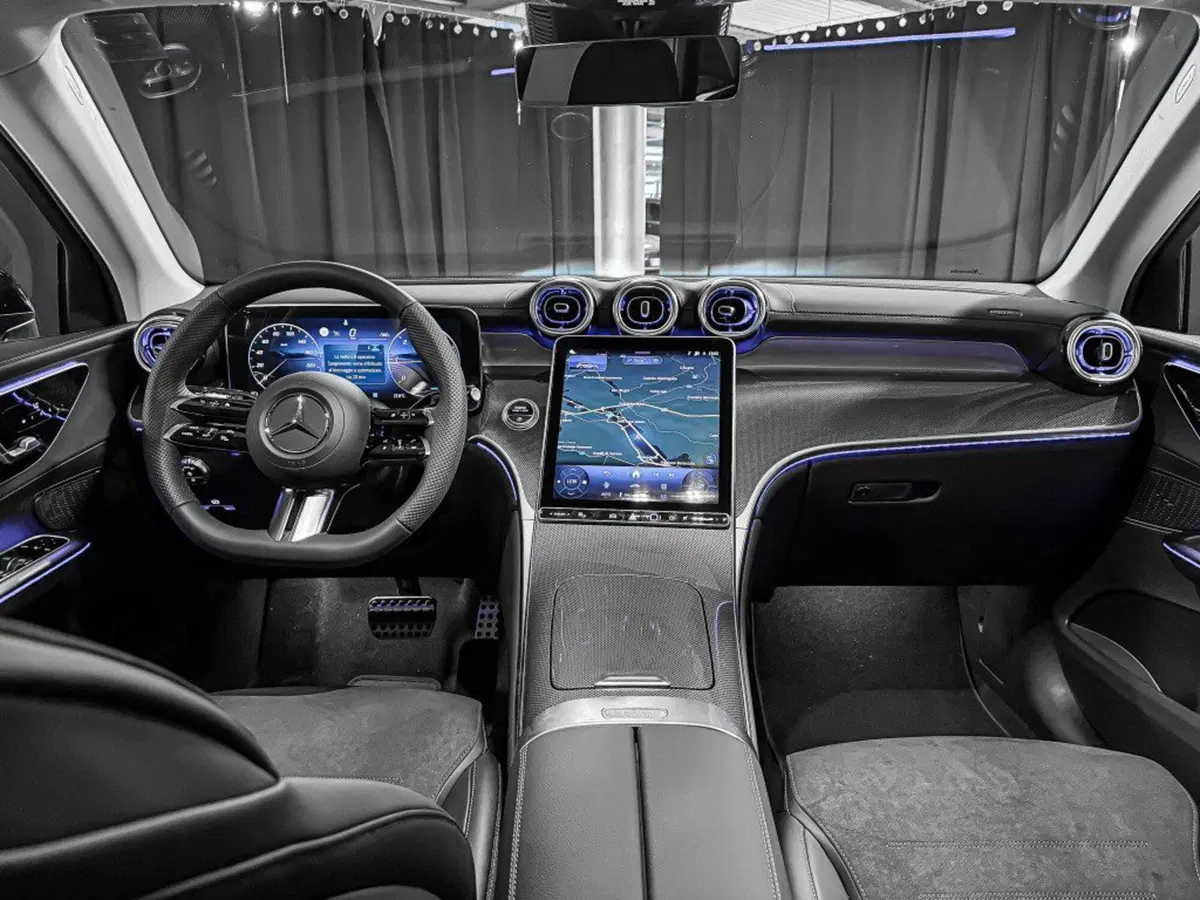 Mercedes-Benz GLA SUV nuova a Ancona (6)