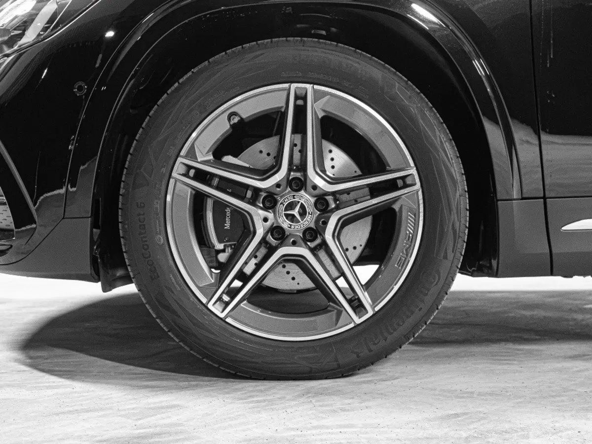 Mercedes-Benz GLA SUV nuova a Ancona (8)