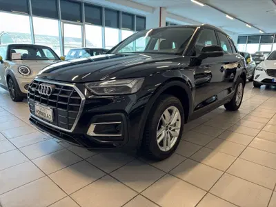 Audi Q5 40 TDI 204 CV quattro S tronic Business del 2021 usata a Messina