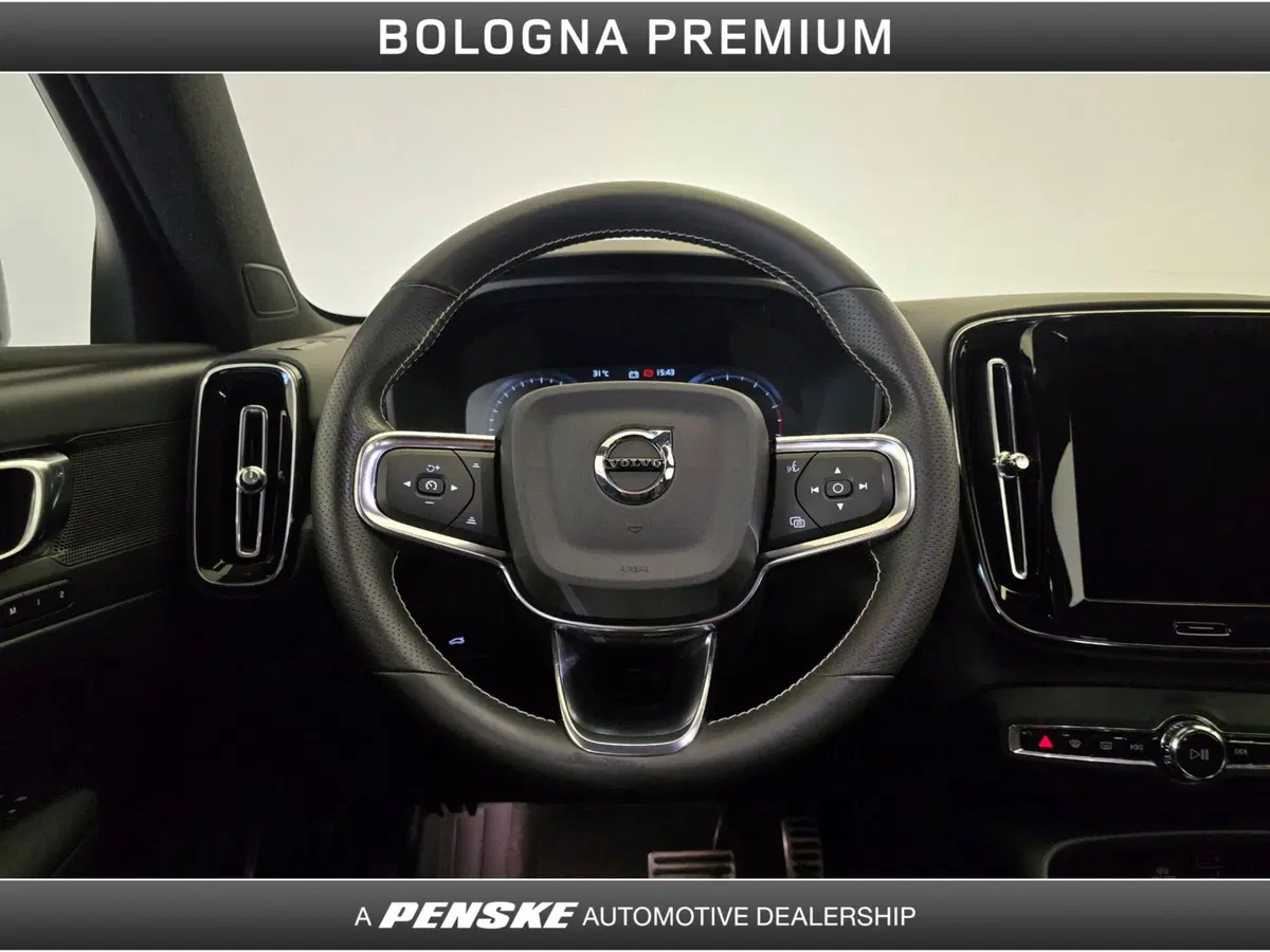 Volvo XC40 usata a Bologna (17)