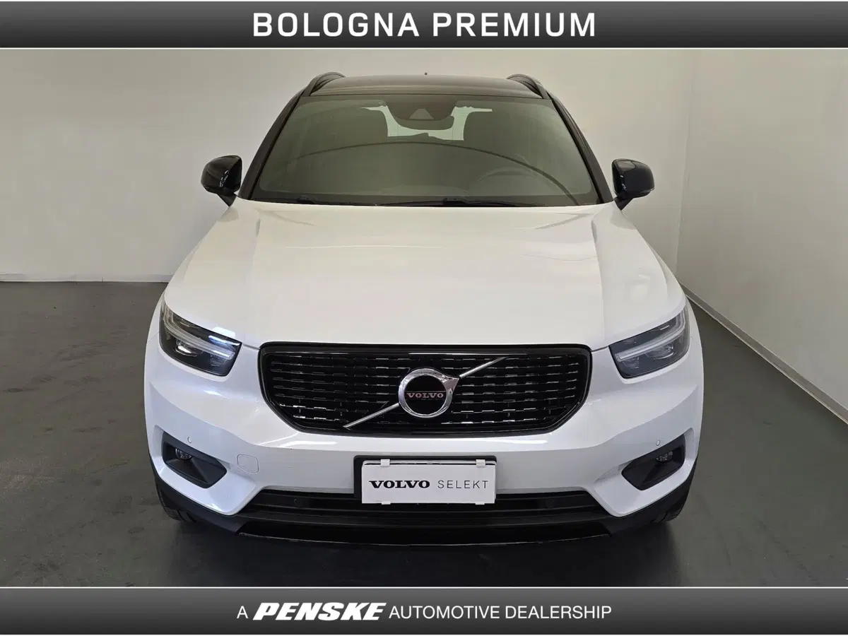 Volvo XC40 usata a Bologna (8)