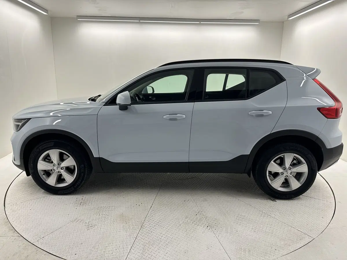 Volvo XC40 usata a Bergamo (11)