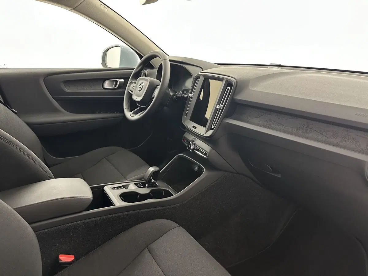 Volvo XC40 usata a Bergamo (13)
