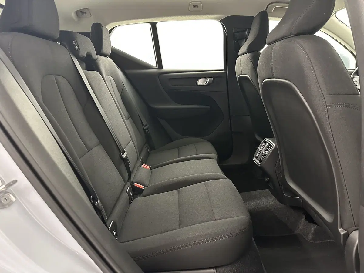 Volvo XC40 usata a Bergamo (5)