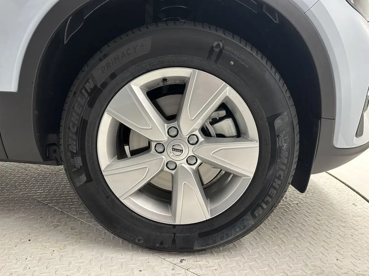 Volvo XC40 usata a Bergamo (9)