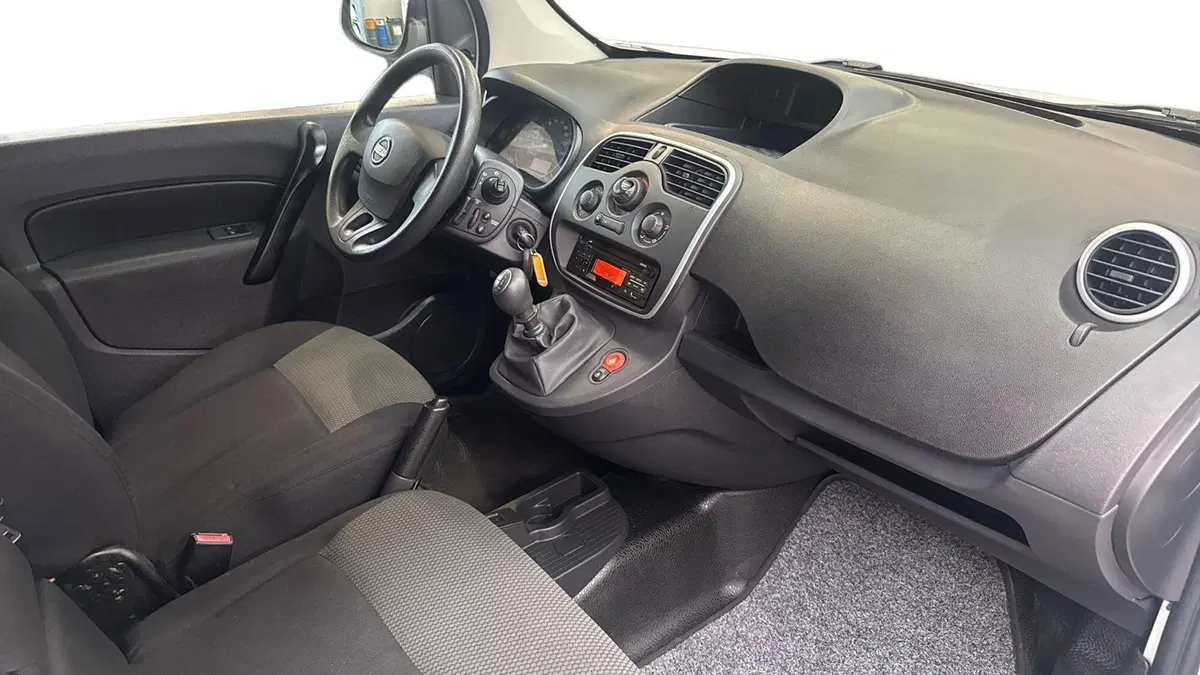 Nissan NV250 usata a Treviso (11)