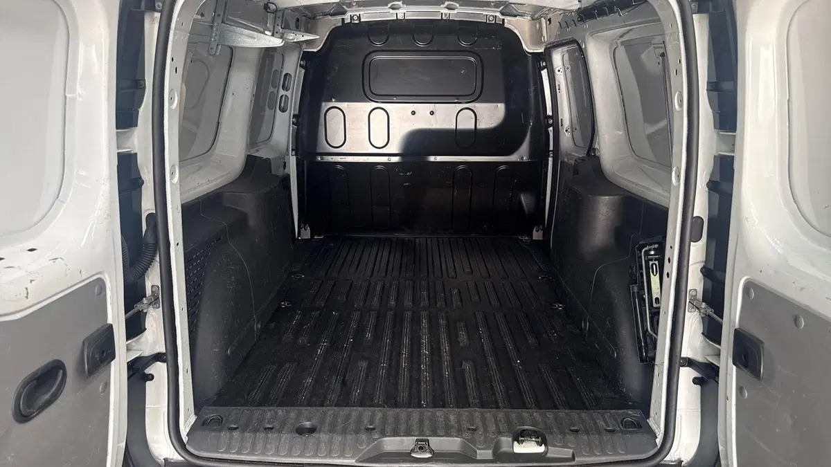 Nissan NV250 usata a Treviso (6)