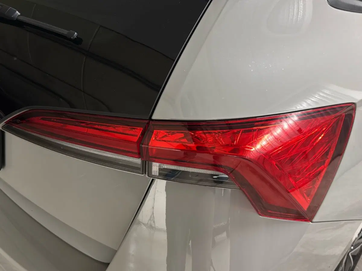 Skoda Scala usata a Varese (8)