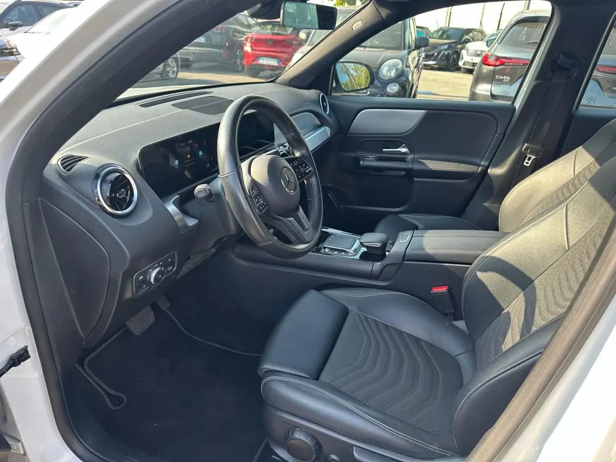 Mercedes-Benz GLB usata a Frosinone (5)