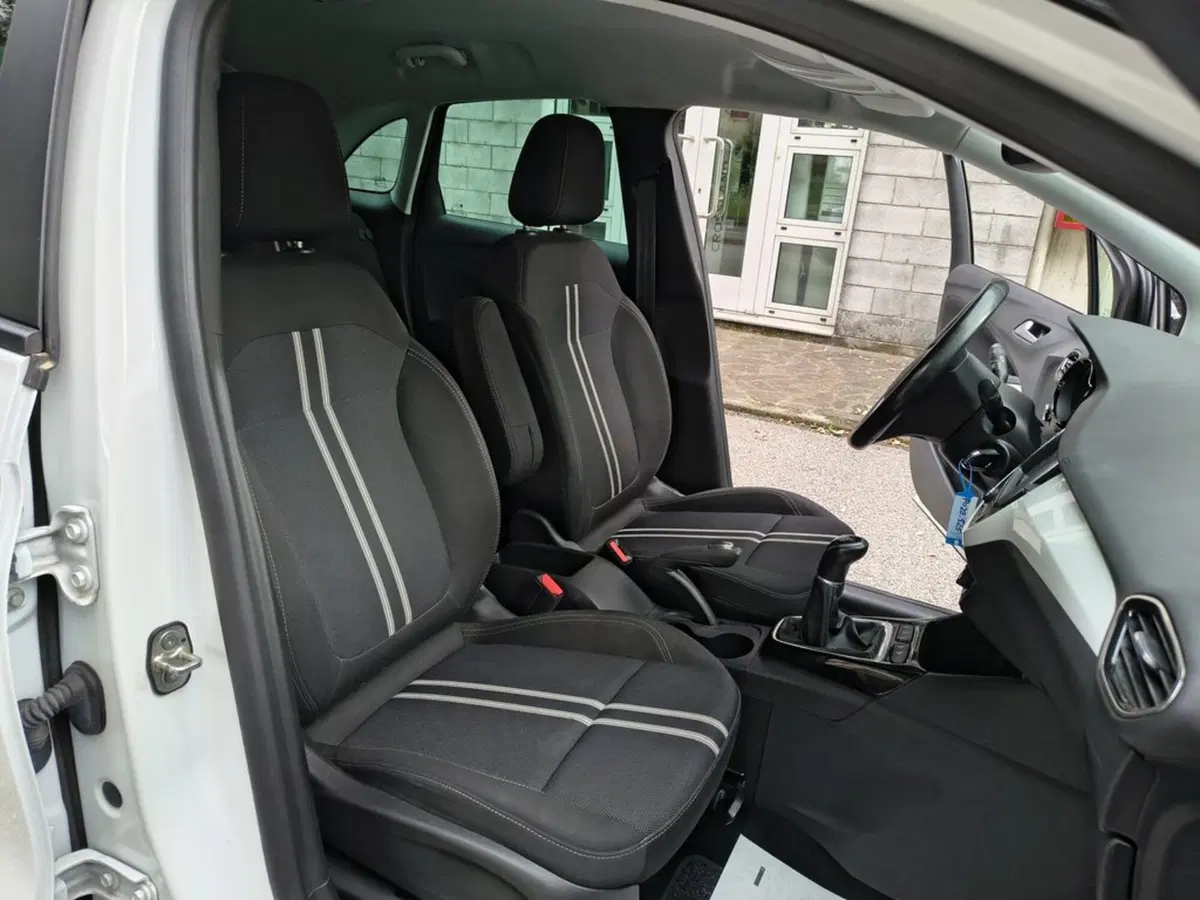 Opel Crossland usata a Padova (14)