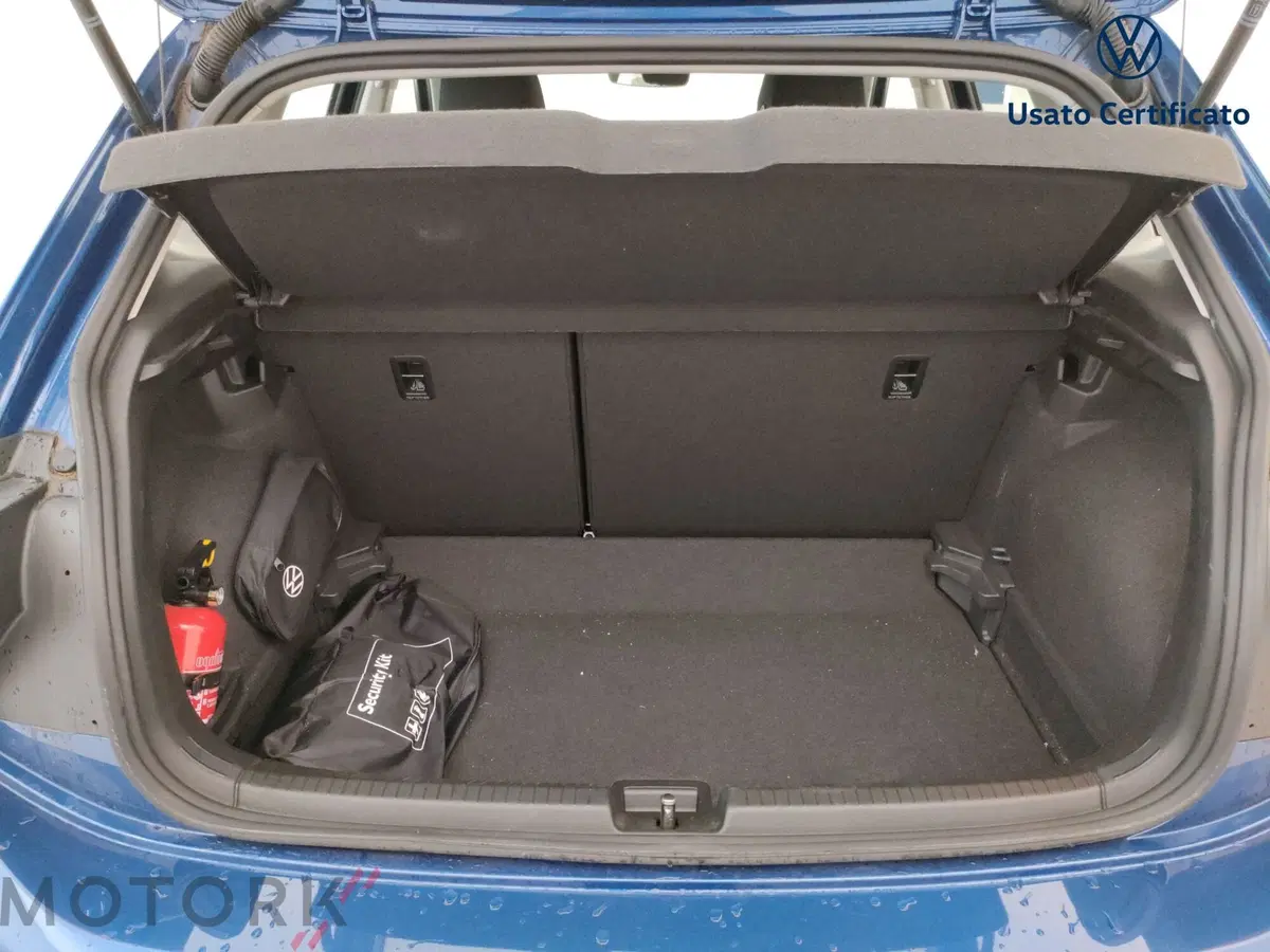 Volkswagen Polo usata a Varese (9)