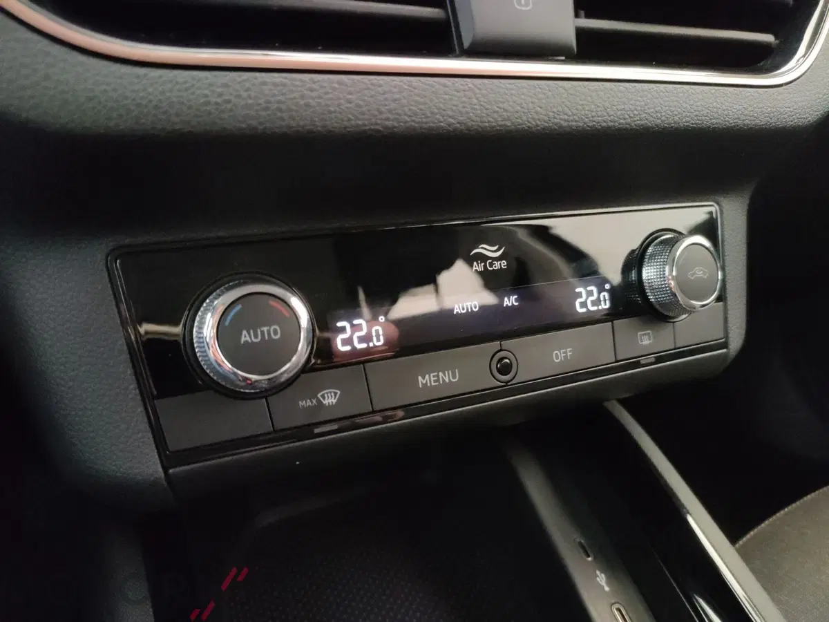 Skoda Kamiq usata a Varese (13)