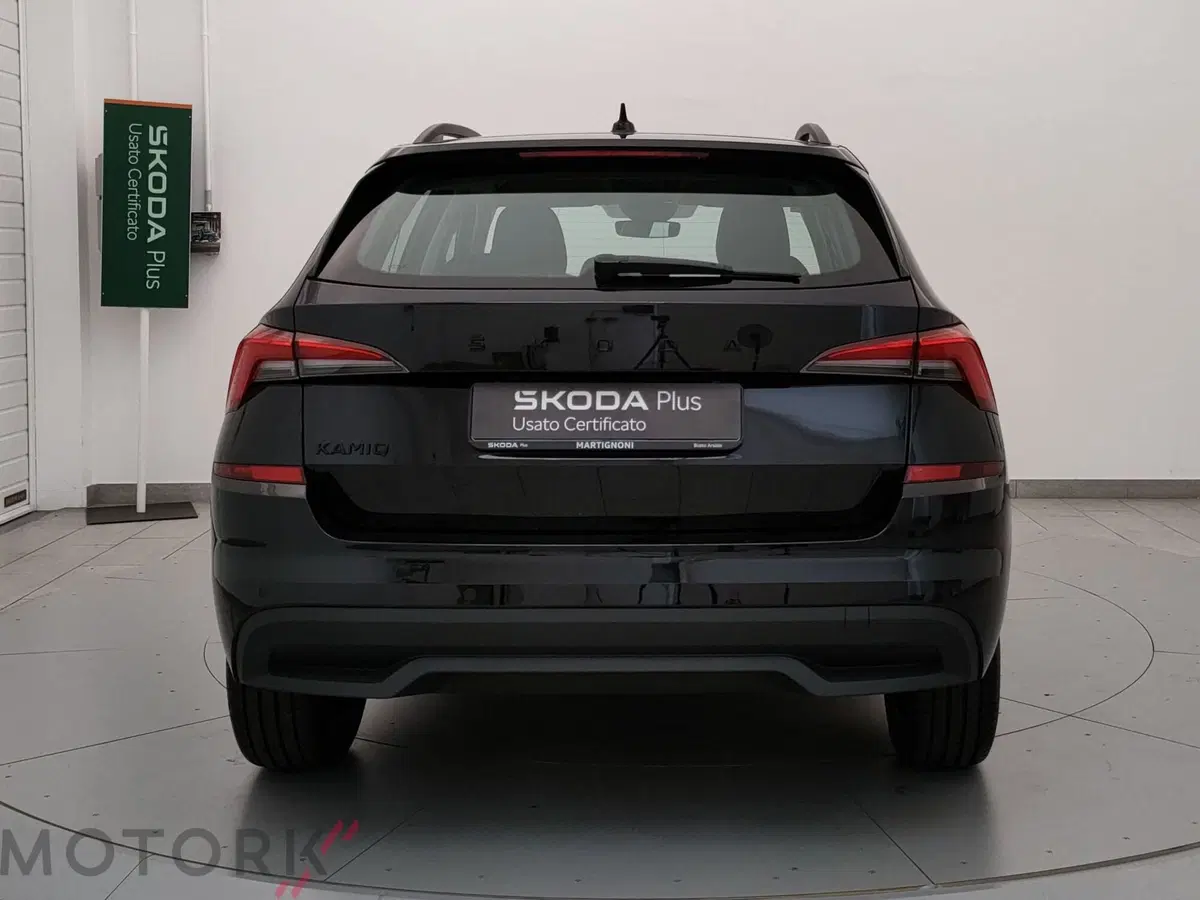 Skoda Kamiq usata a Varese (4)