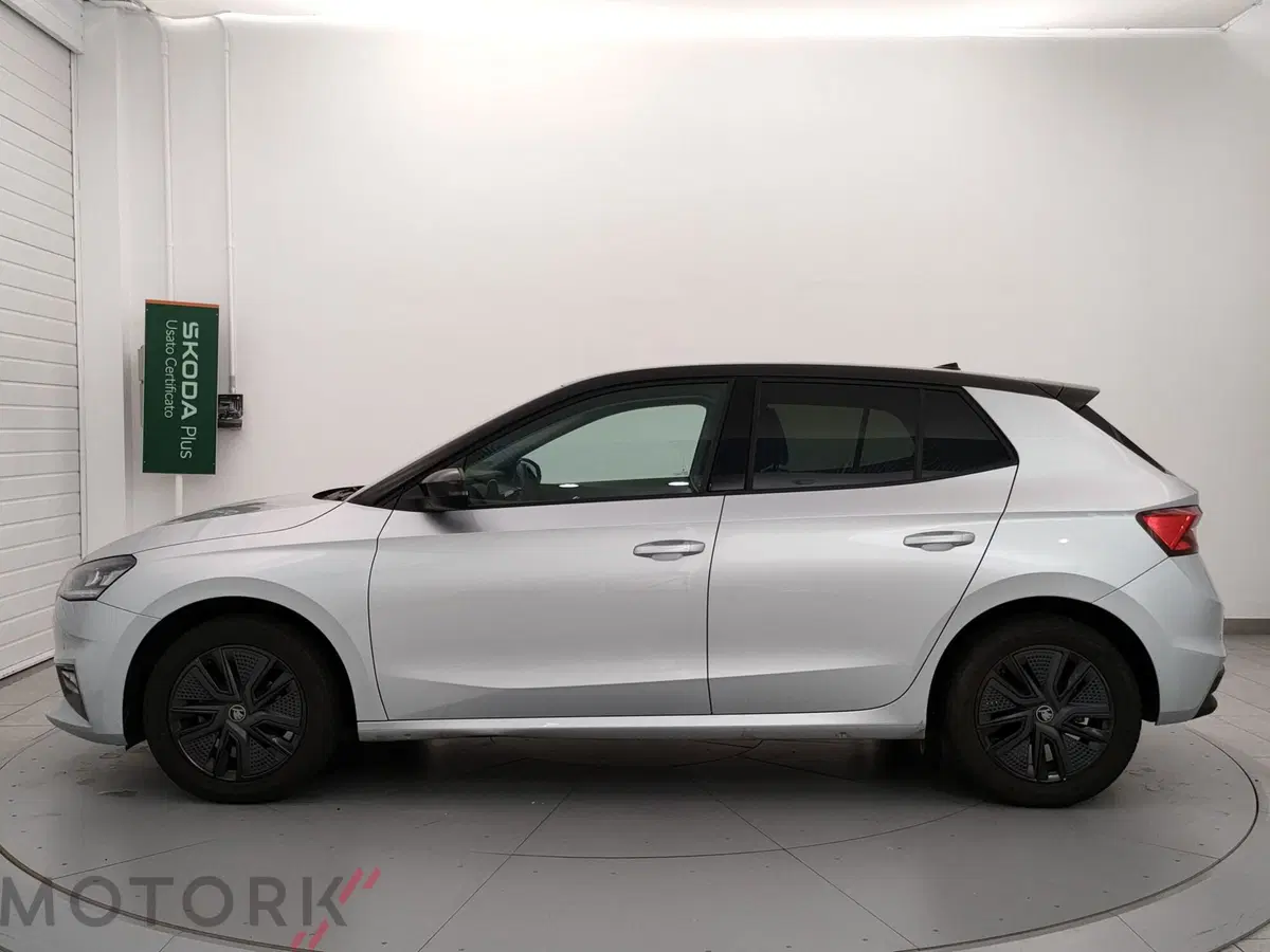 Skoda Fabia usata a Varese (3)