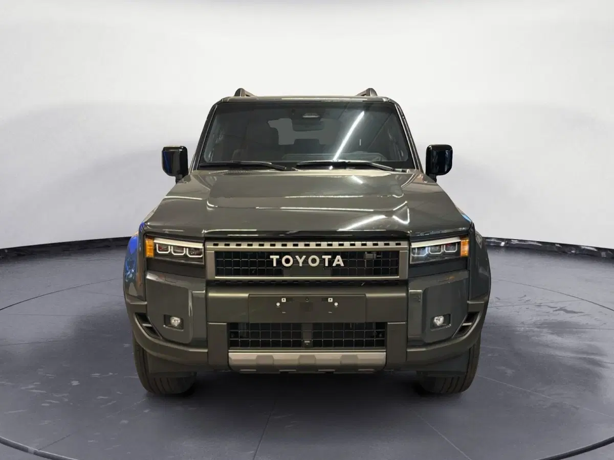 Toyota Land Cruiser nuova a Massa-Carrara (2)