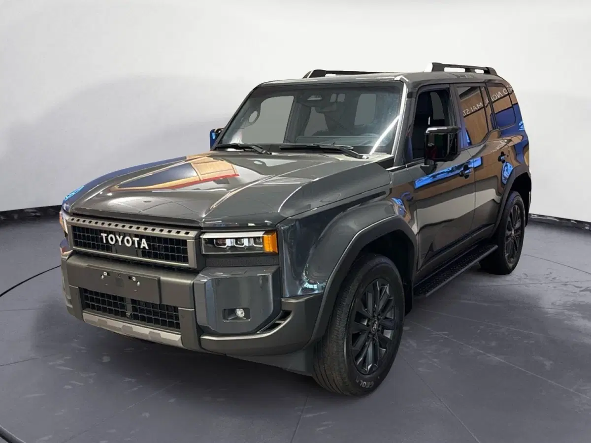 Toyota Land Cruiser nuova a Massa-Carrara (3)