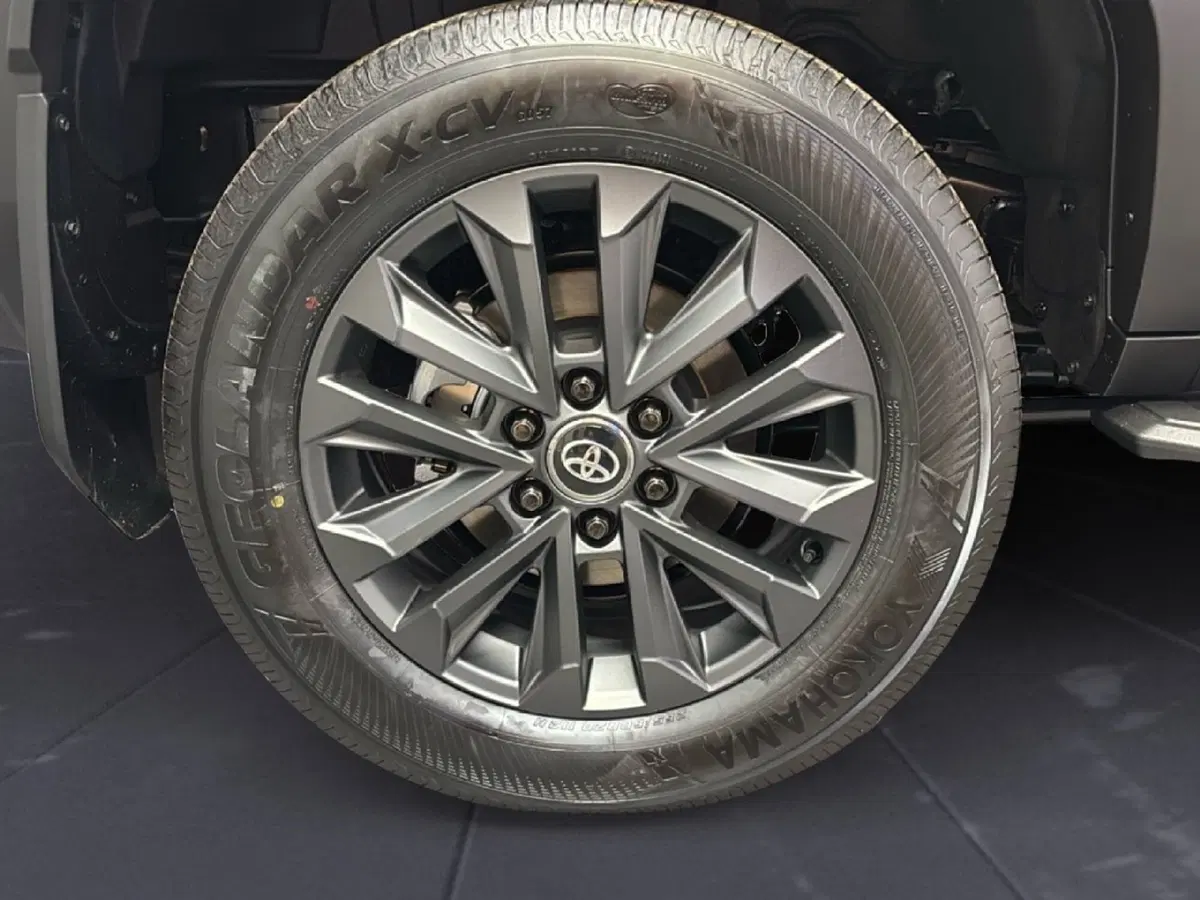 Toyota Land Cruiser nuova a Massa-Carrara (9)