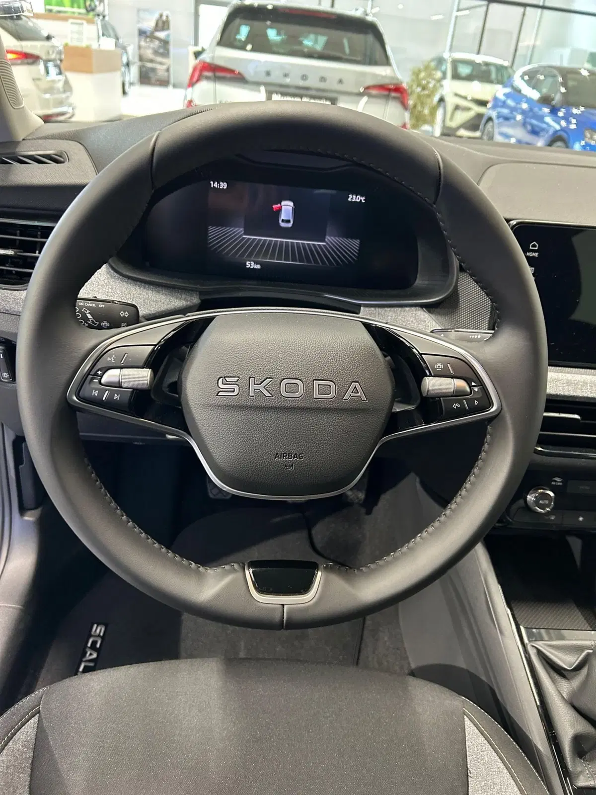 Skoda Scala nuova a Lecco (11)