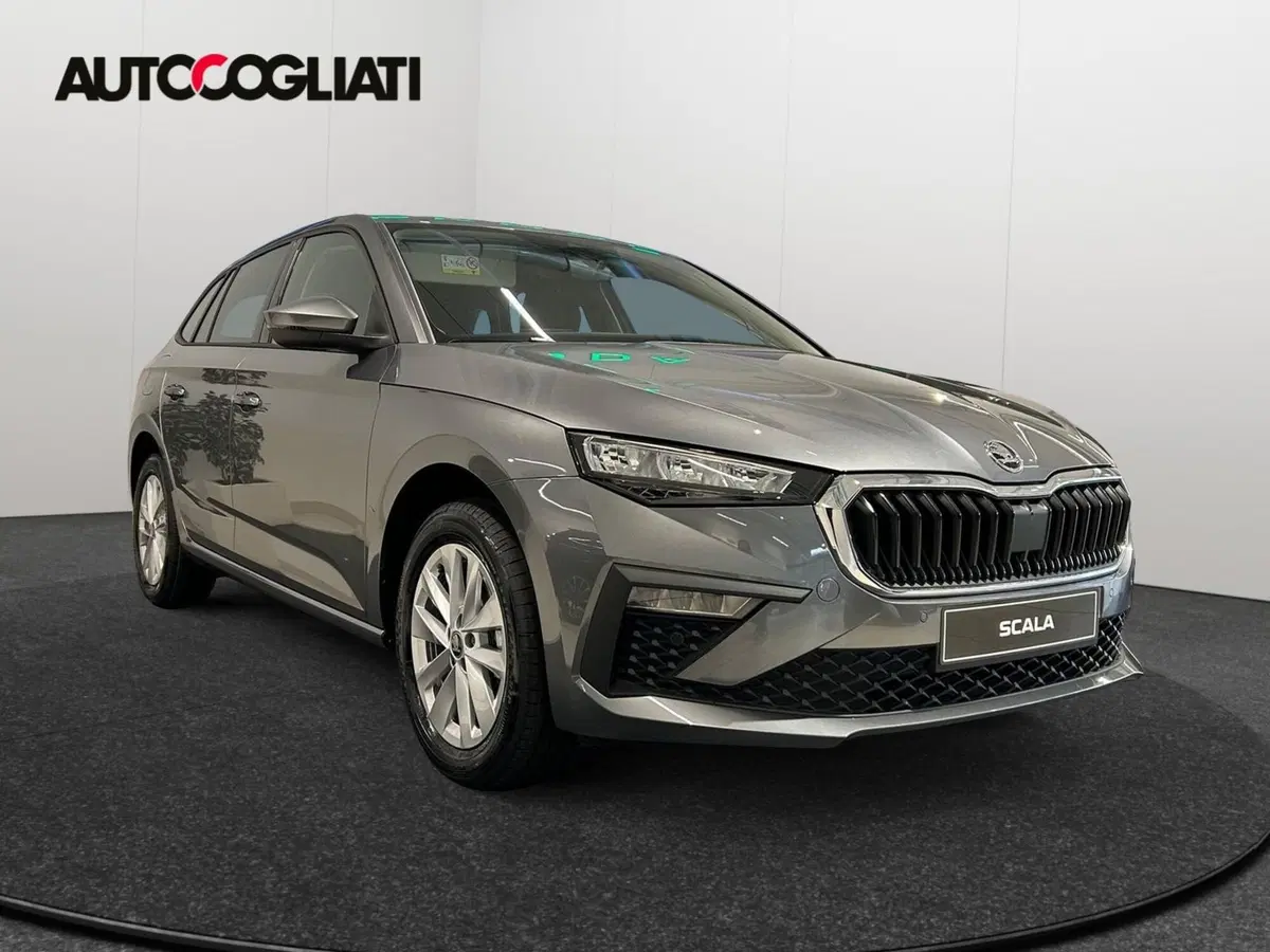 Skoda Scala nuova a Lecco (3)