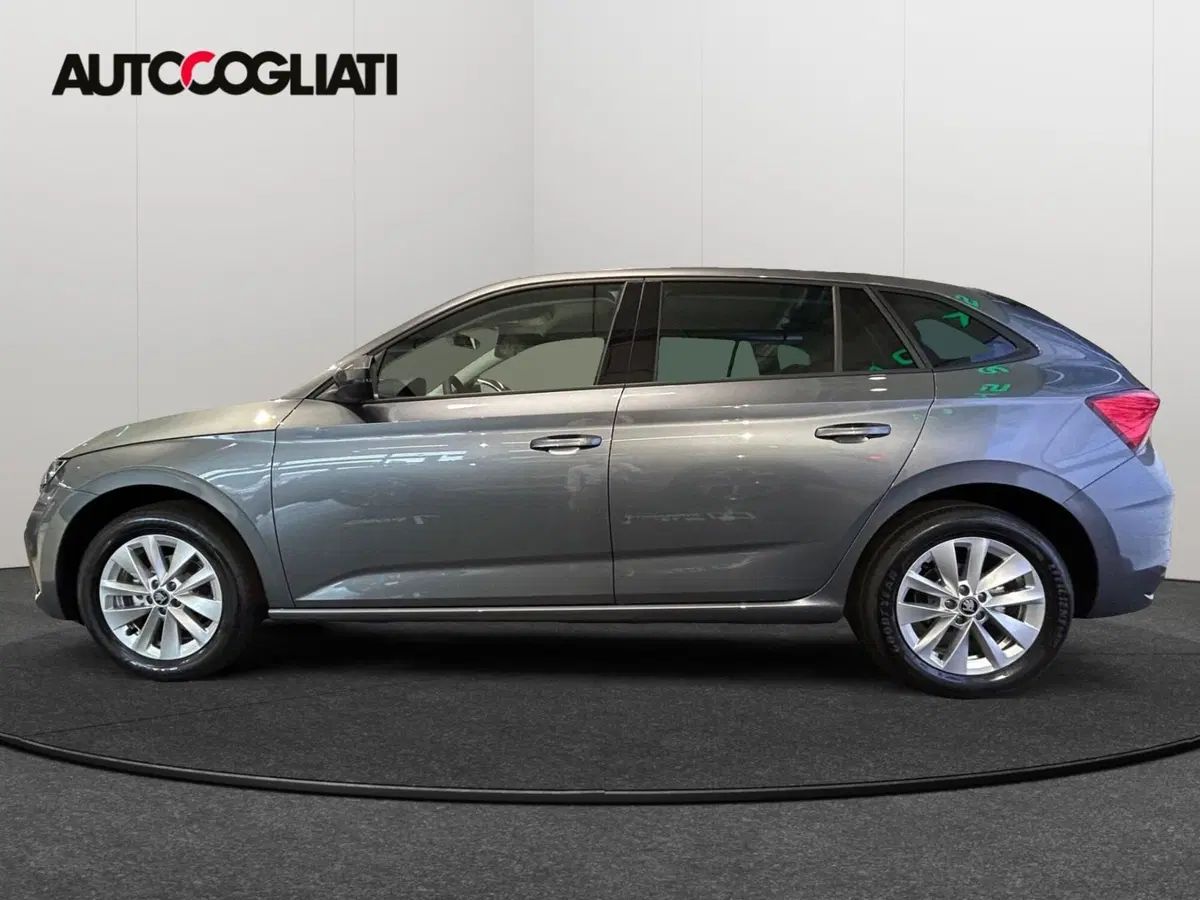Skoda Scala nuova a Lecco (4)