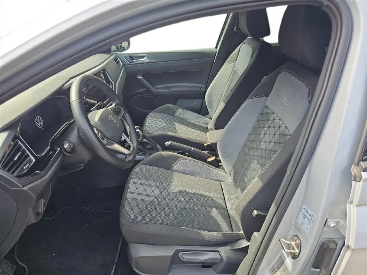 Volkswagen Polo usata a Lecco (11)