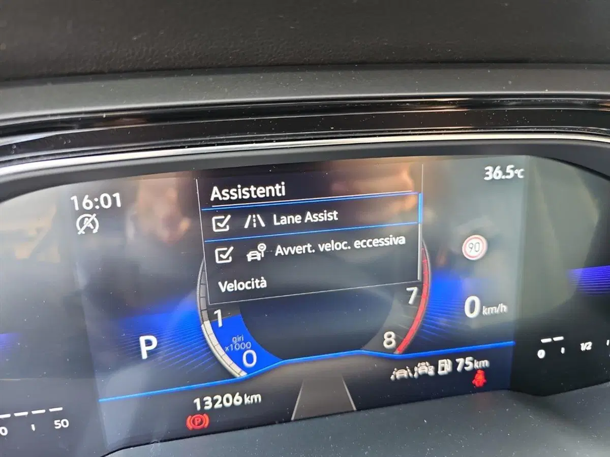 Volkswagen Polo usata a Lecco (16)