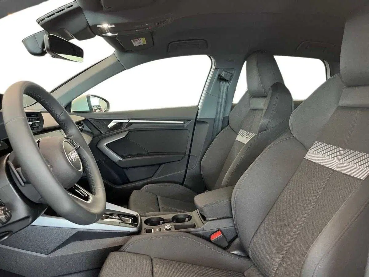 Audi A3 Sportback nuova a Ferrara (12)