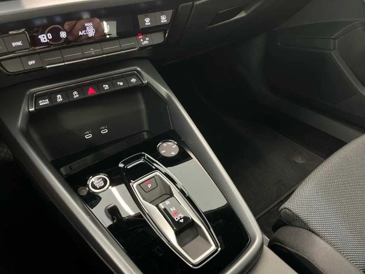Audi A3 Sportback nuova a Ferrara (19)