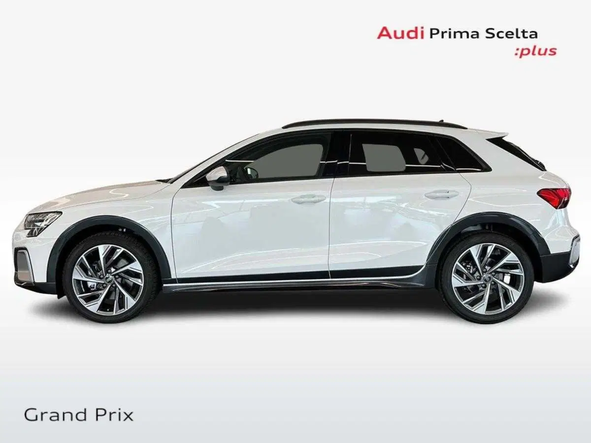 Audi A3 Sportback nuova a Ferrara (4)