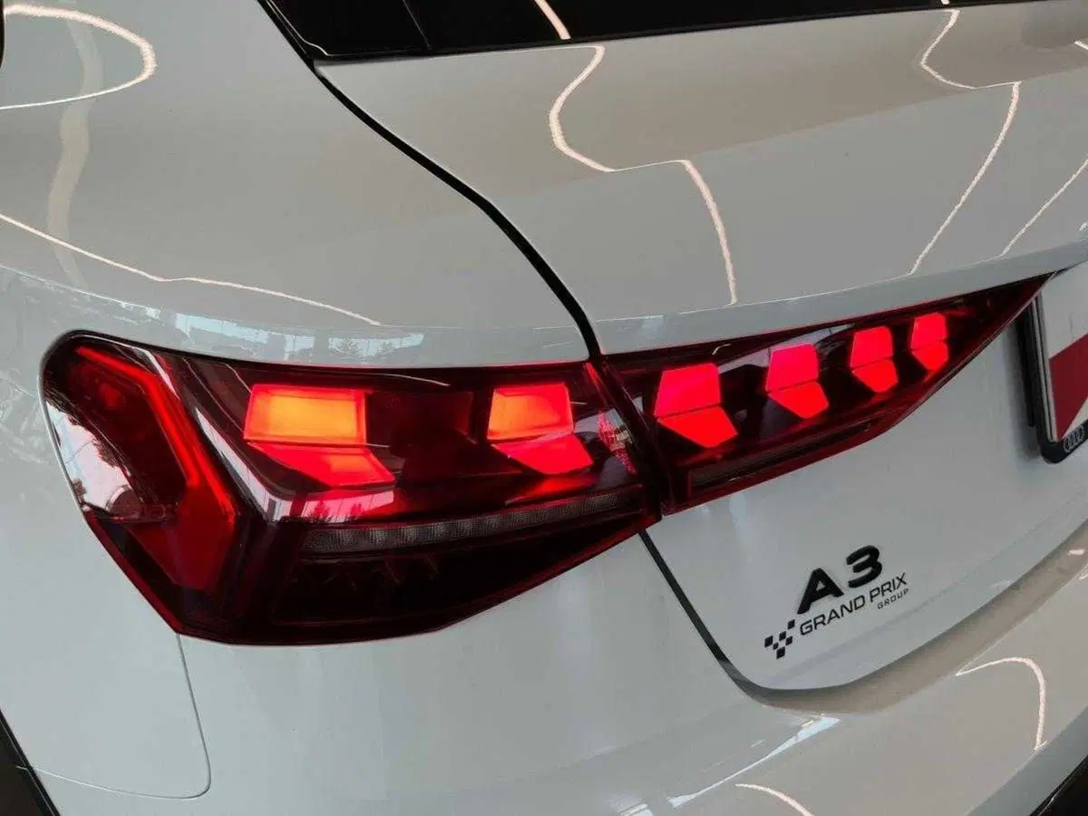 Audi A3 Sportback nuova a Ferrara (8)