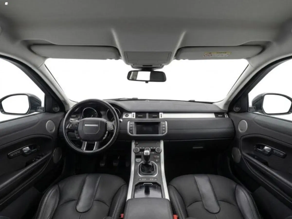 Land Rover Range Rover Evoque usata a Lucca (7)