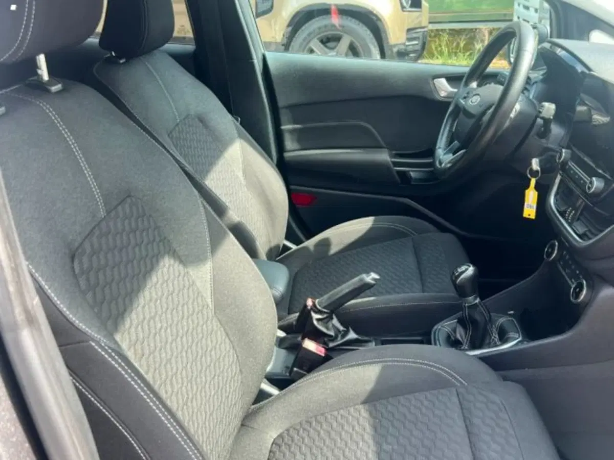 Ford Fiesta usata a Lucca (7)