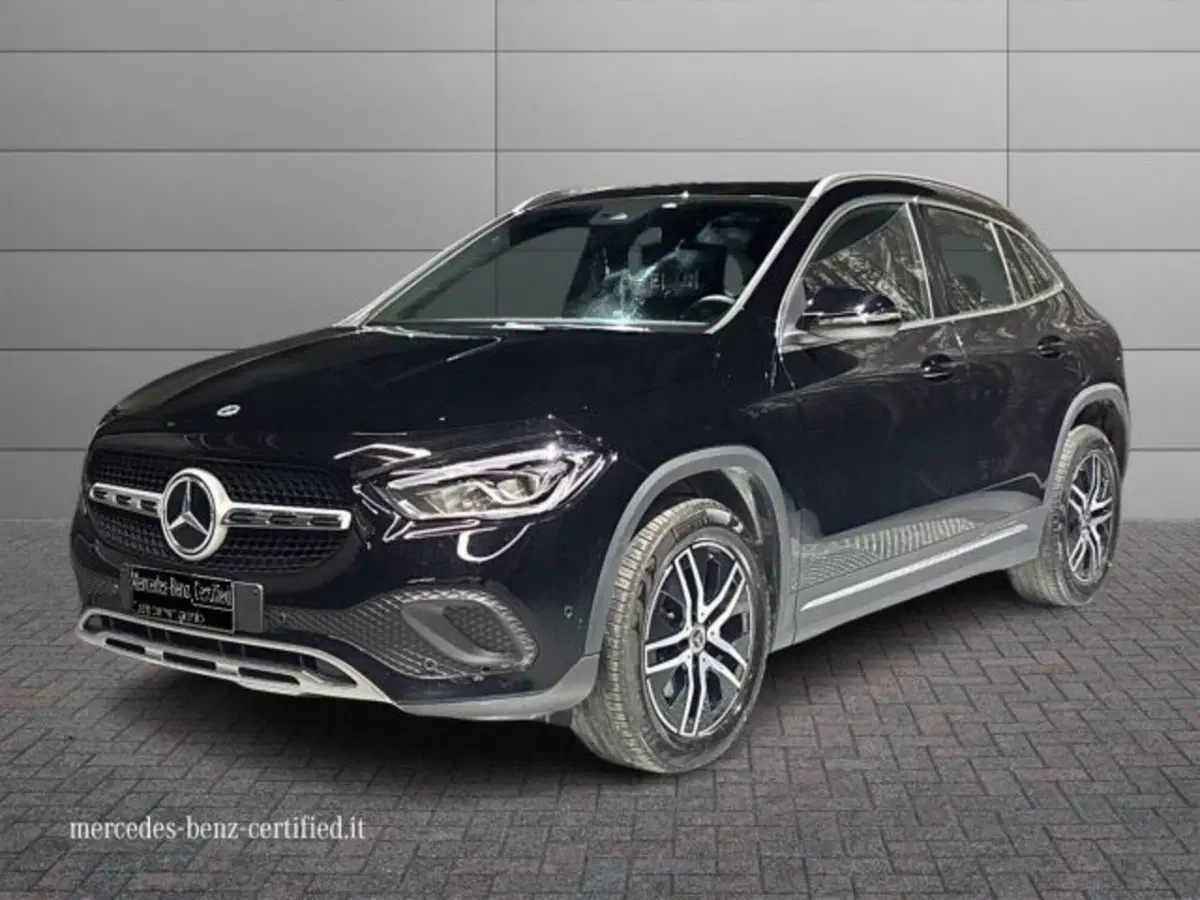 Mercedes-Benz GLA SUV usata a Bologna